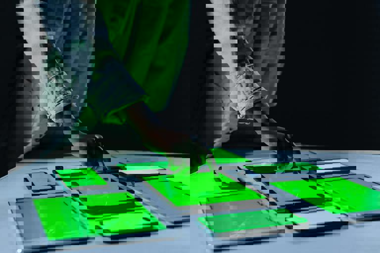 Ministers Clash Over Digital Privacy Reforms in Emotional Commons Exchange